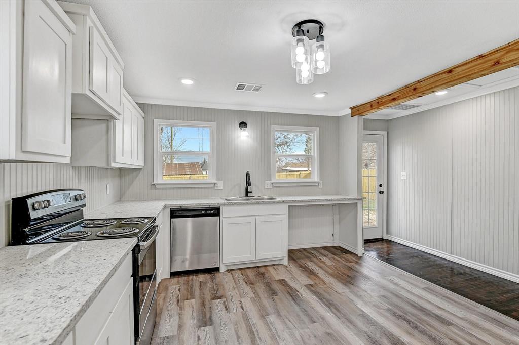 513 East Washington Street Denison, TX 75021 - Photo 5 of 18