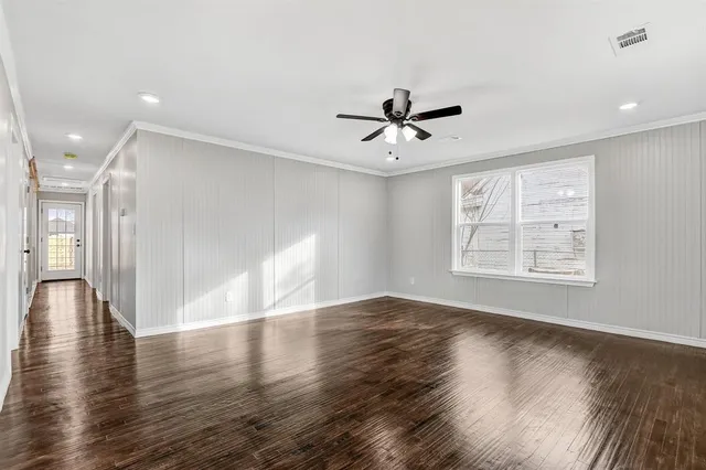 $1,650 | 513 East Washington Street, Denison, TX 75021