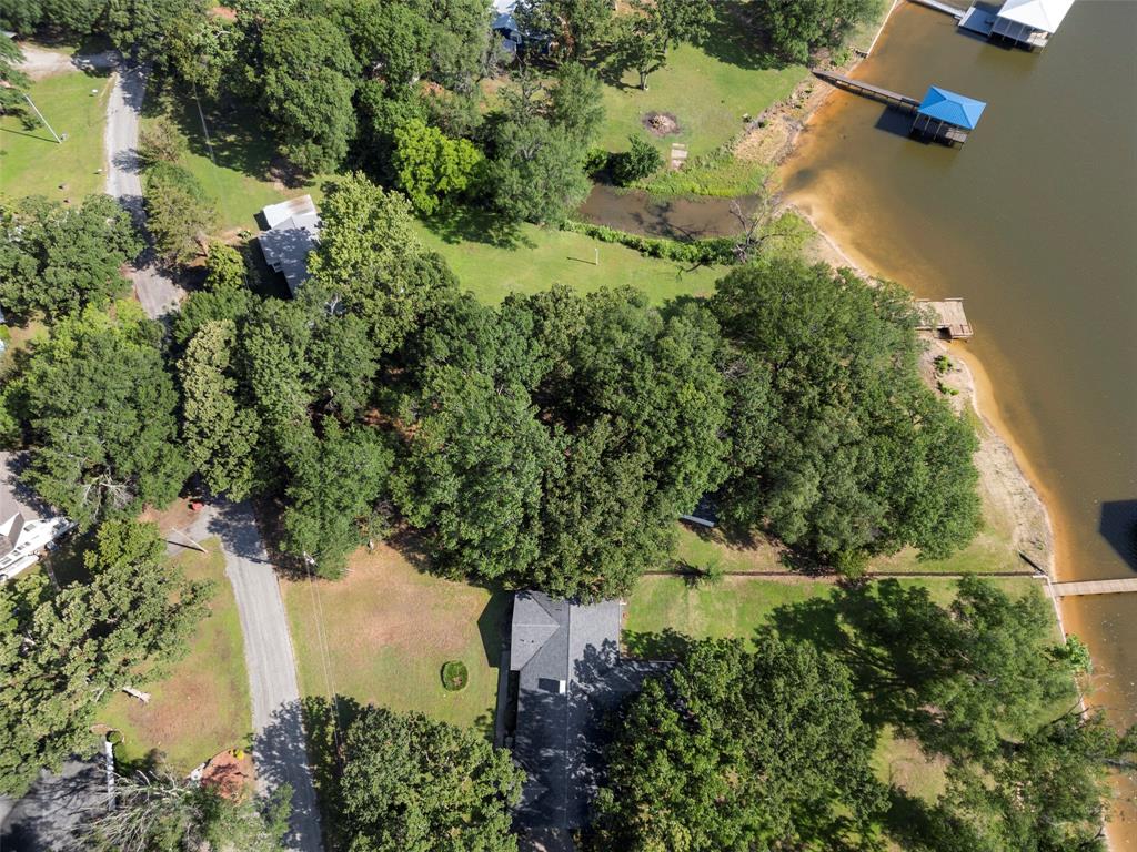 1805 Beavers Point Bonham, TX 75418 - Photo 14 of 39