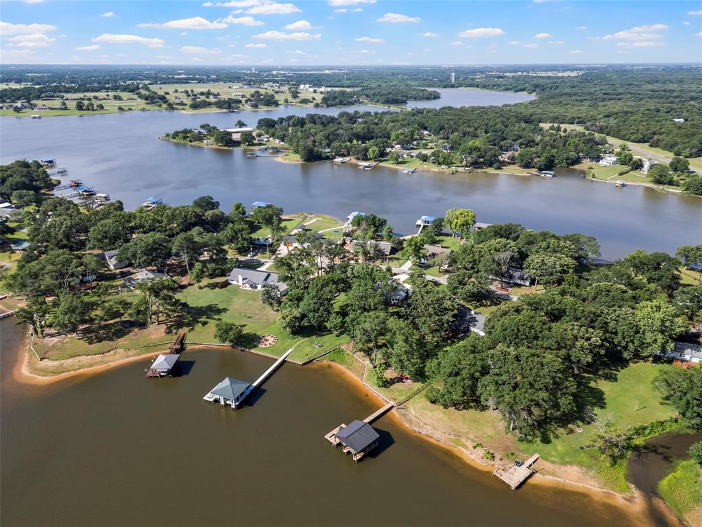 1805 Beavers Point Bonham, TX 75418 - Photo 16 of 39