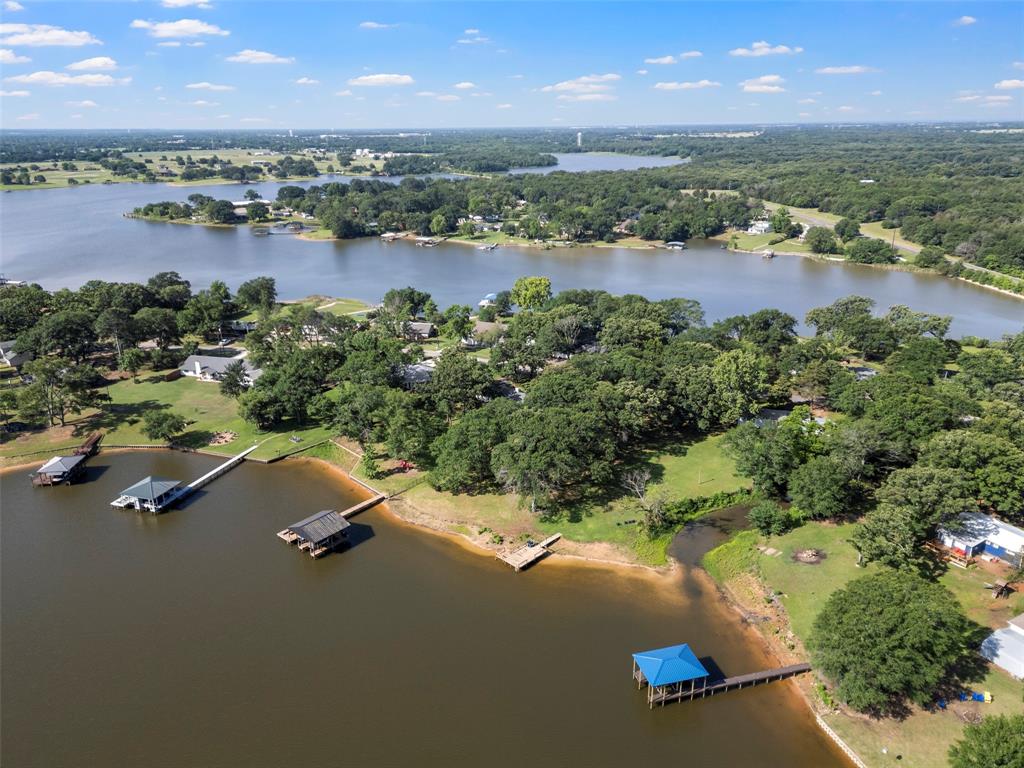 1805 Beavers Point Bonham, TX 75418 - Photo 22 of 39