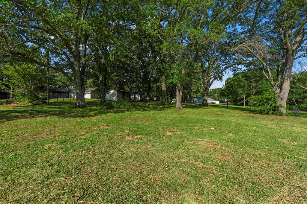 1805 Beavers Point Bonham, TX 75418 - Photo 28 of 39