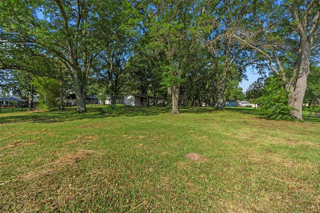 1805 Beavers Point Bonham, TX 75418 - Photo 35 of 39