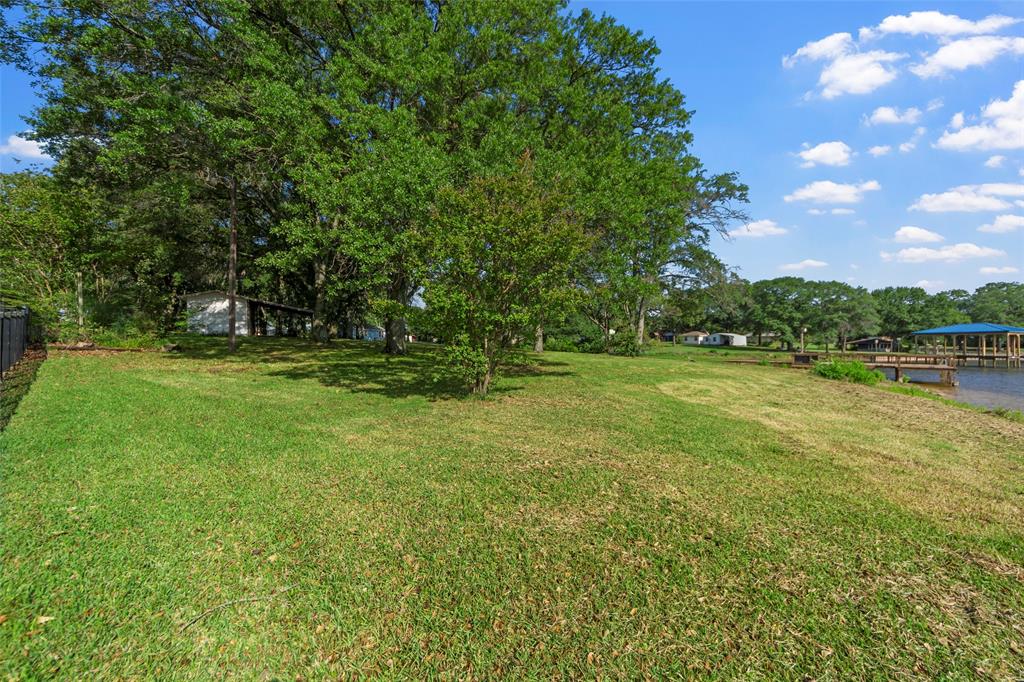 1805 Beavers Point Bonham, TX 75418 - Photo 36 of 39