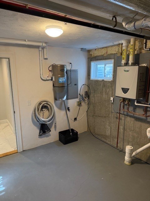 176 Main Street, Unit 3 Medway, MA 02053 - Photo 25 of 26 a view of a room with gym equipment