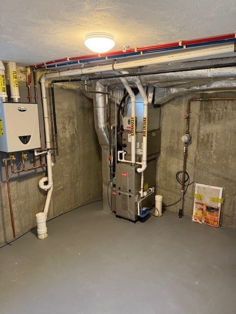 176 Main Street, Unit 3 Medway, MA 02053 - Photo 26 of 26 a view of a room with gym equipment