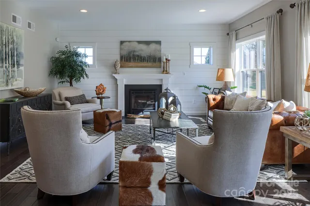 $851,654 | 111 Mayes Meadow Drive, Unit COVINGTON, Huntersville, NC 28078