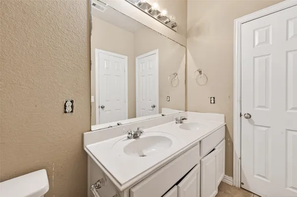 $3,200 | 5519 Jay Thrush Drive, Richmond, TX 77407