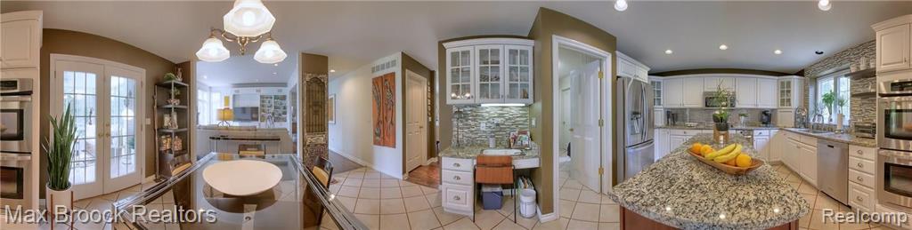 30755 Country Ridge Circle Farmington Hills, MI 48331 - Photo 13 of 42