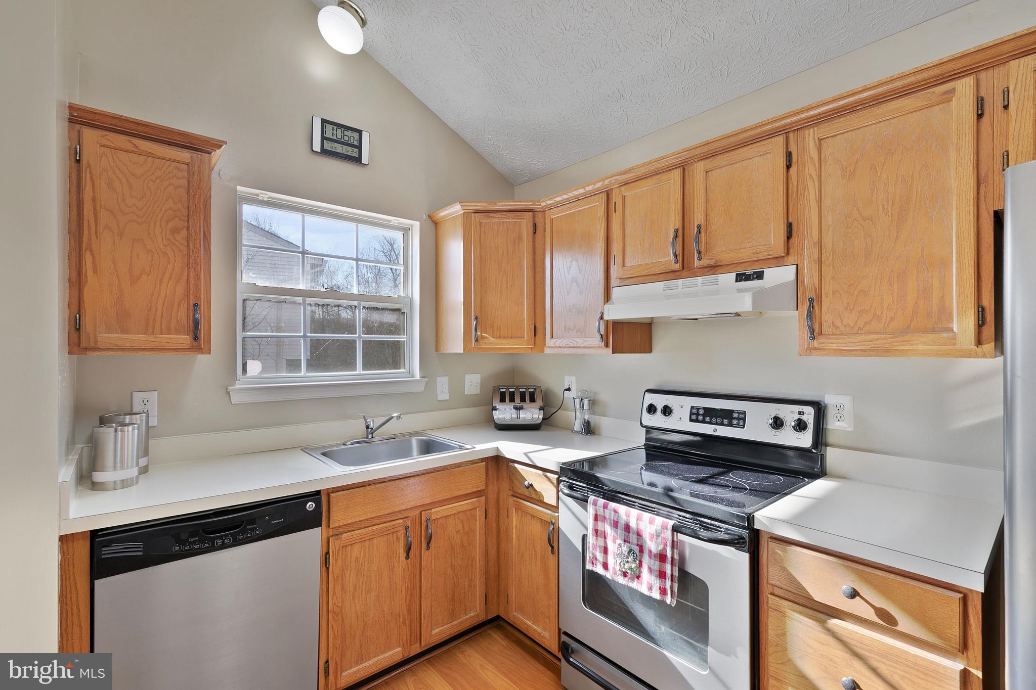 8330 Pleasant Chase Road Jessup, MD 20794 - Photo 12 of 44