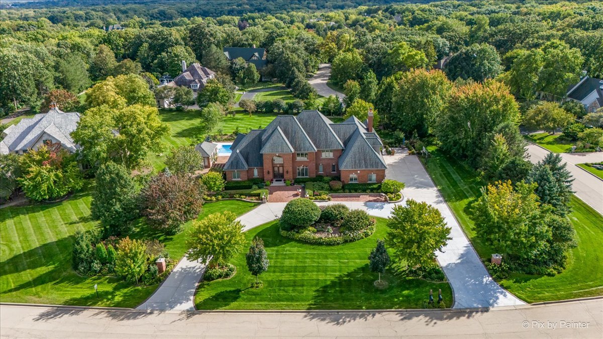 36W535 Hunters Gate Road St. Charles, IL 60175 - Photo 1 of 45