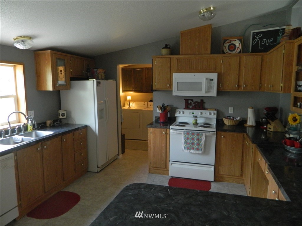 116 State Frontage Road Tonasket, WA 98855 - Photo 15 of 22 Gallery Image 15