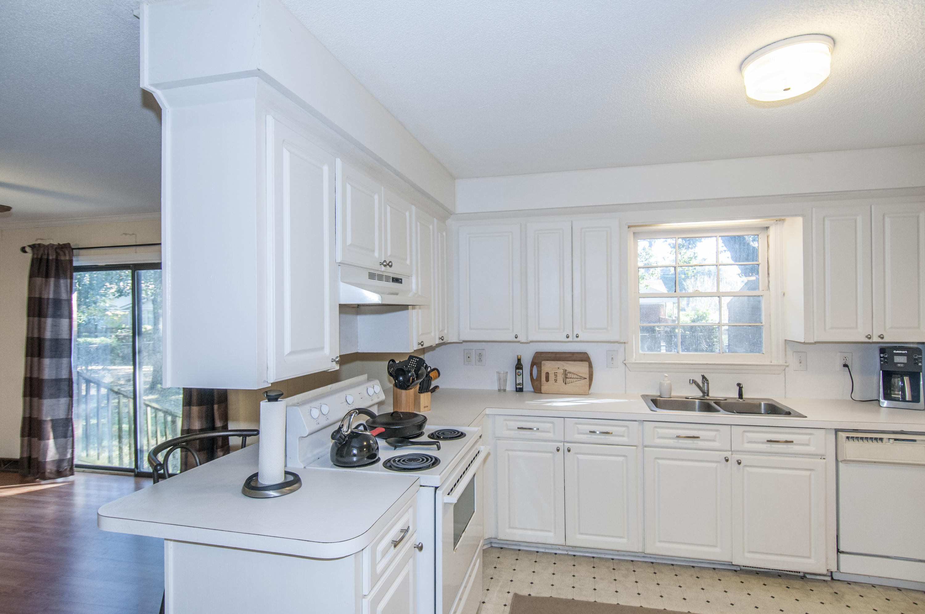 1200 Orange Branch Road Charleston, SC 29407 - Photo 8 of 19 kitchen