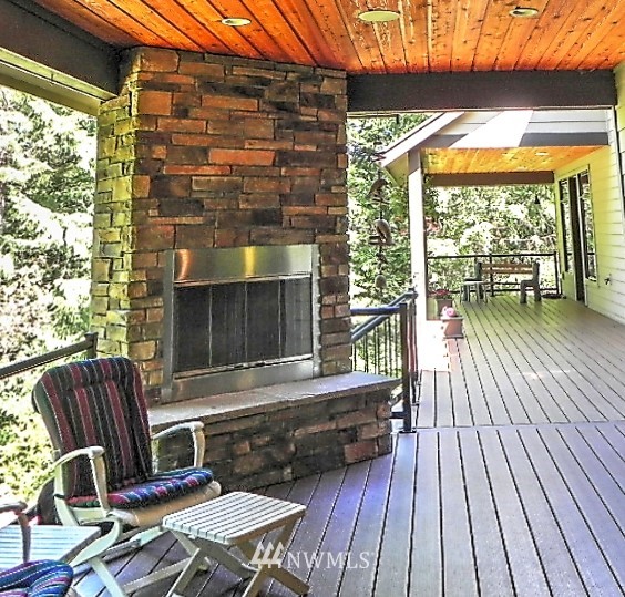 2492 East Grapeview Loop Road Grapeview, WA 98546 - Photo 11 of 25 Gallery Image 11
