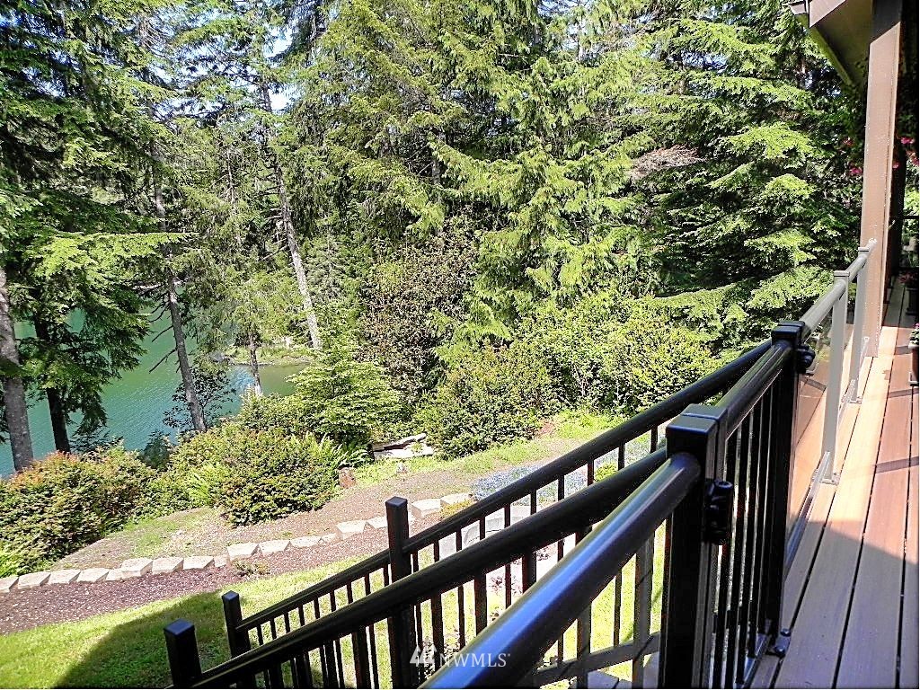 2492 East Grapeview Loop Road Grapeview, WA 98546 - Photo 12 of 25 Gallery Image 12