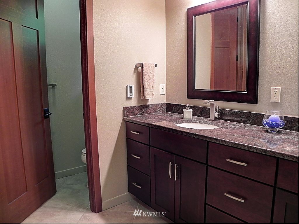2492 East Grapeview Loop Road Grapeview, WA 98546 - Photo 18 of 25 Gallery Image 18