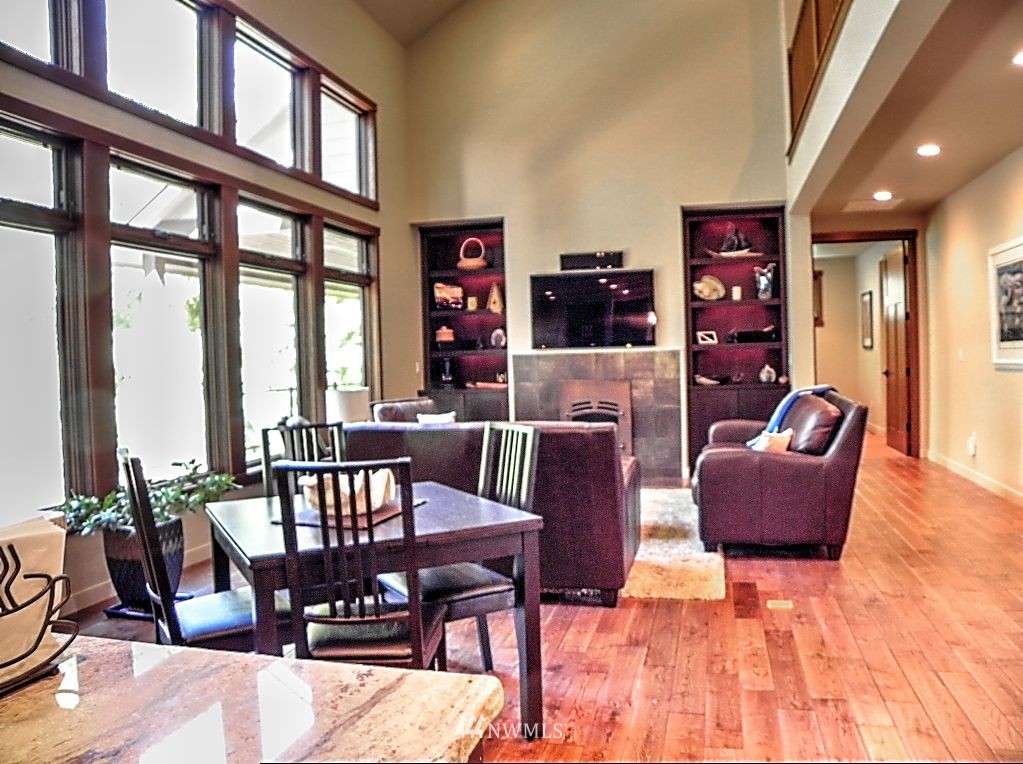 2492 East Grapeview Loop Road Grapeview, WA 98546 - Photo 4 of 25 Gallery Image 4