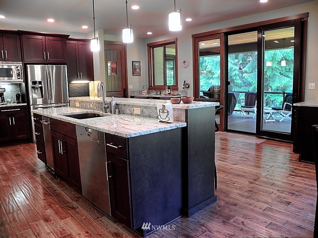 2492 East Grapeview Loop Road Grapeview, WA 98546 - Photo 6 of 25 Gallery Image 6