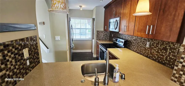 $2,275 | 14273 Southwest 121st Place, Unit 3, Miami, FL 33186