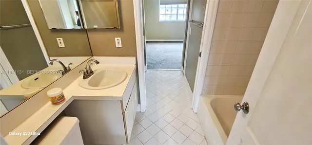 $2,275 | 14273 Southwest 121st Place, Unit 3, Miami, FL 33186