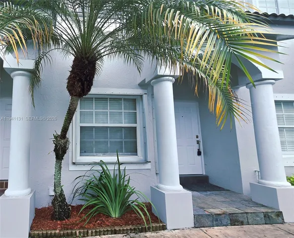 $2,275 | 14273 Southwest 121st Place, Unit 3, Miami, FL 33186