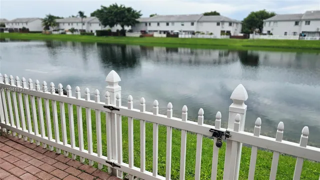 $2,275 | 14273 Southwest 121st Place, Unit 3, Miami, FL 33186