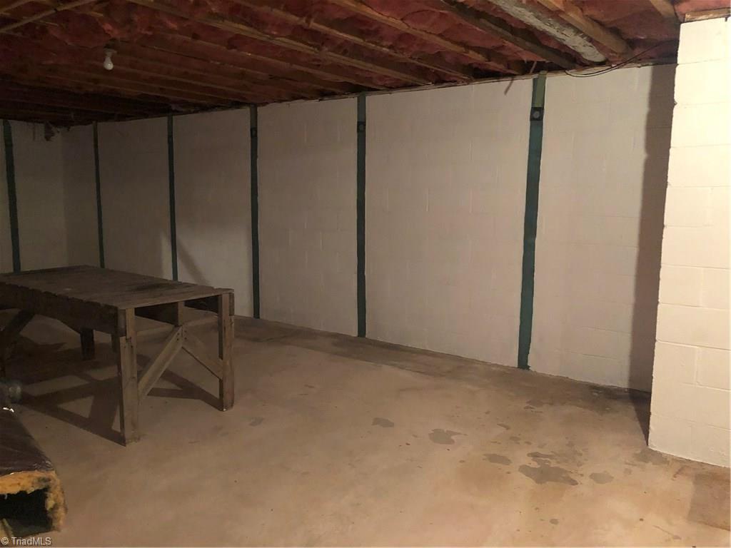 307 Robin Road Mount Airy, NC 27030 - Photo 21 of 21 Gallery Image 21