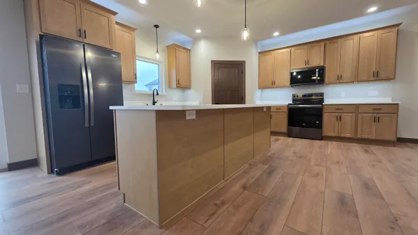 $439,999 | 325 Model, Cuba City, WI 53807