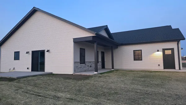 $439,999 | 325 Model, Cuba City, WI 53807