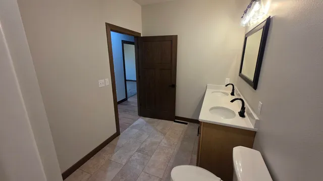 $450,000 | 325 Model, Cuba City, WI 53807