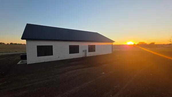 $445,000 | 325 Model, Cuba City, WI 53807