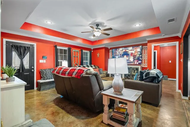 $262,000 | 202 Spring Valley, Queen City, TX 75572