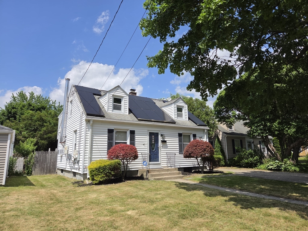 216 Plumtree Road Springfield, MA 01118 - Photo 1 of 22