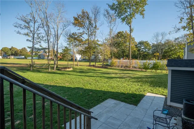 $859,000 | 51 Bristol Ferry Road, Portsmouth, RI 02871