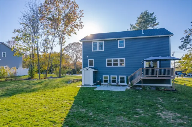 $859,000 | 51 Bristol Ferry Road, Portsmouth, RI 02871