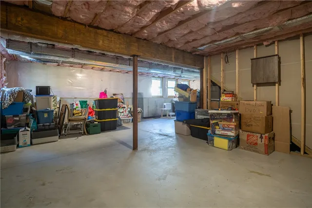 $859,000 | 51 Bristol Ferry Road, Portsmouth, RI 02871