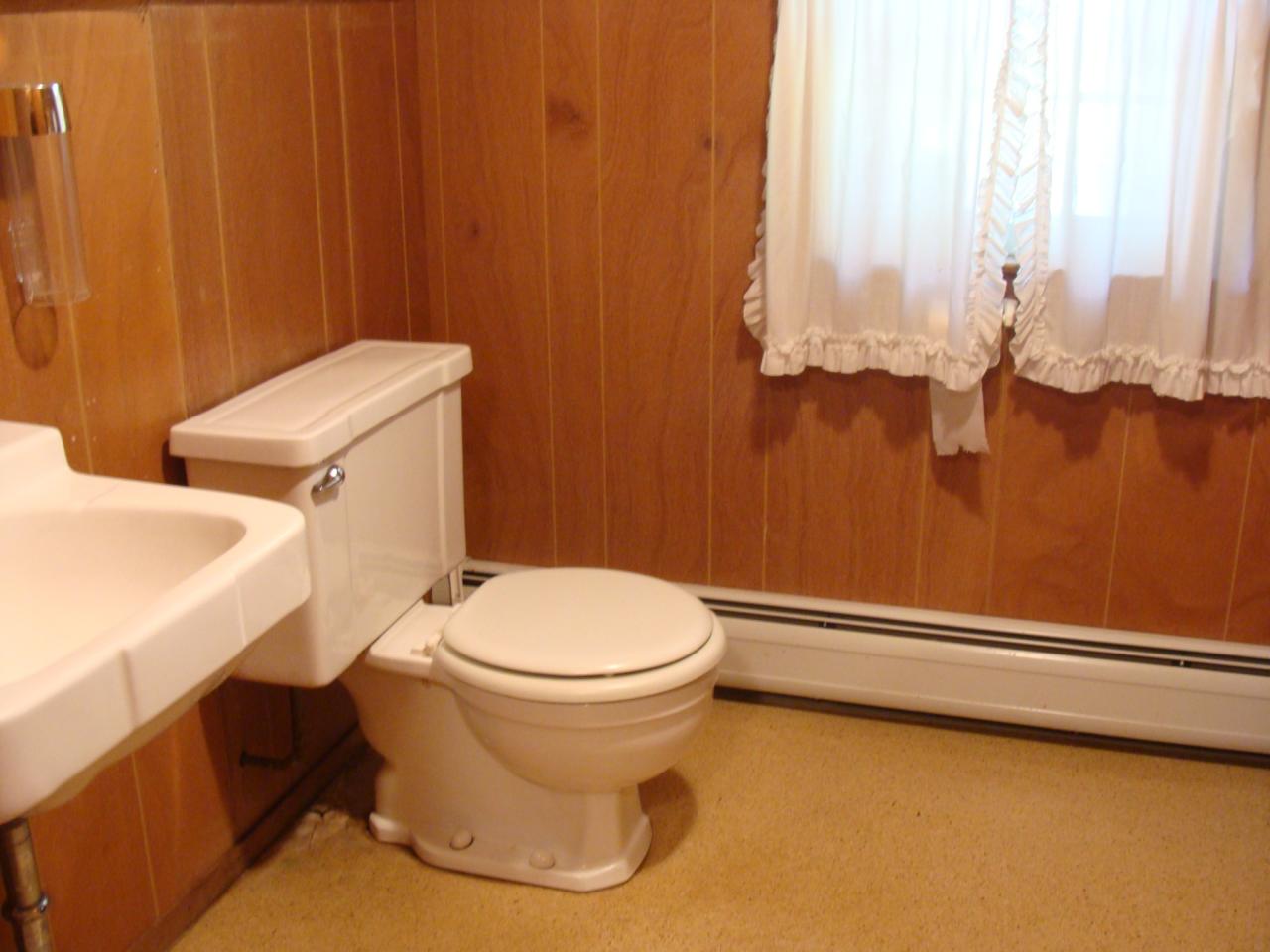 4 Grove Road Stockbridge, MA 01262 - Photo 15 of 16 a bathroom with a toilet and a sink