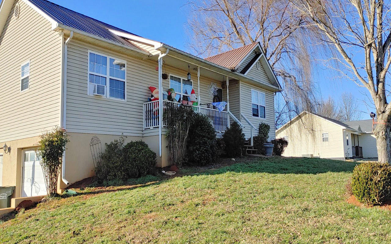 1319 Oak Grove Road Madisonville, TN 37354 - Photo 3 of 14 Pic1