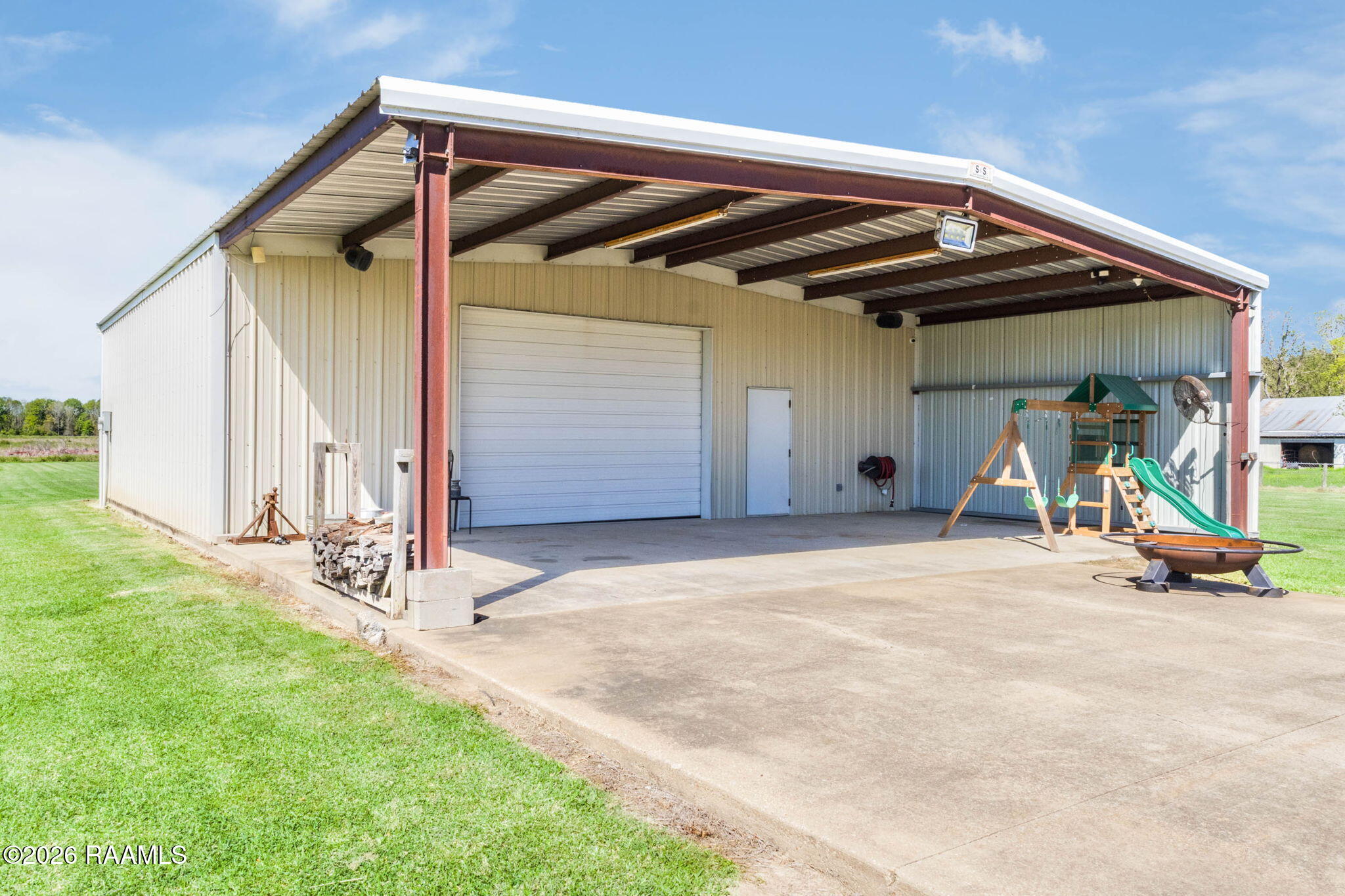 303 National Road Opelousas, LA 70570 - Photo 22 of 25 24-web-or-mls-303 National-21