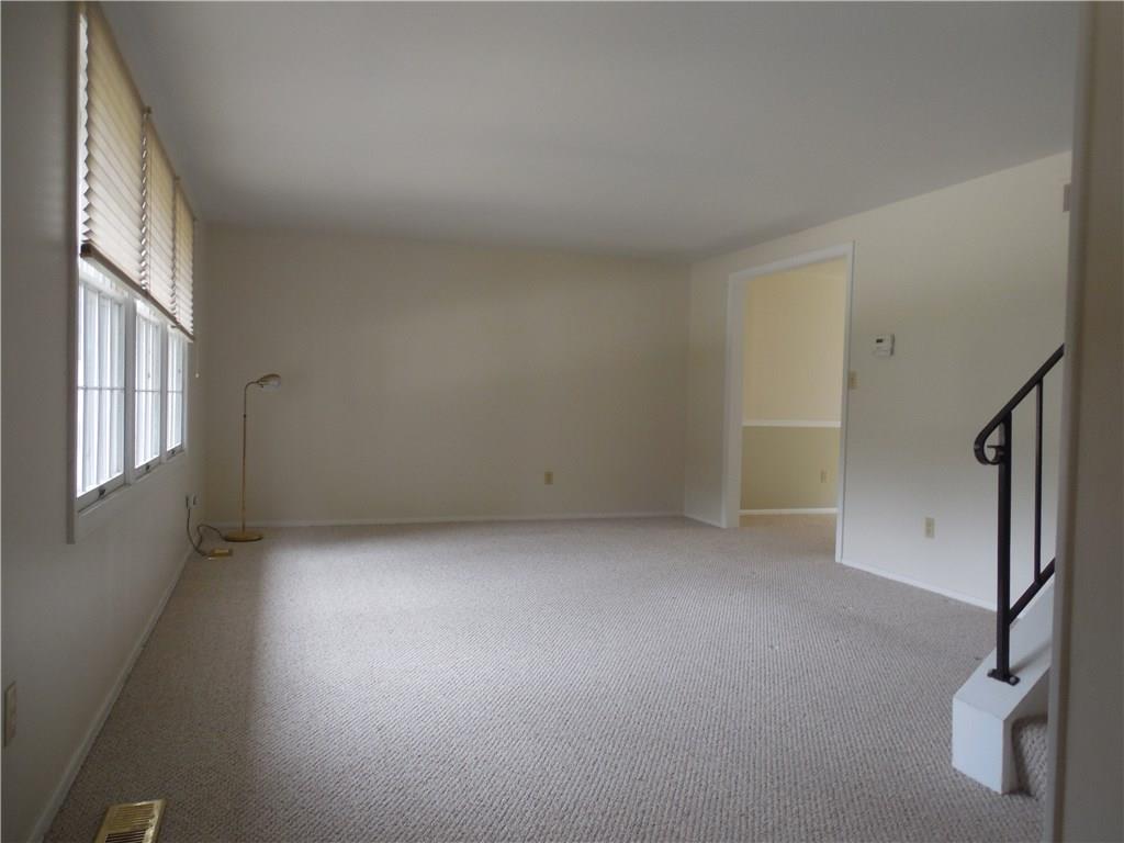 2114 Pendleton Drive Monroeville, PA 15146 - Photo 3 of 25 Living Room