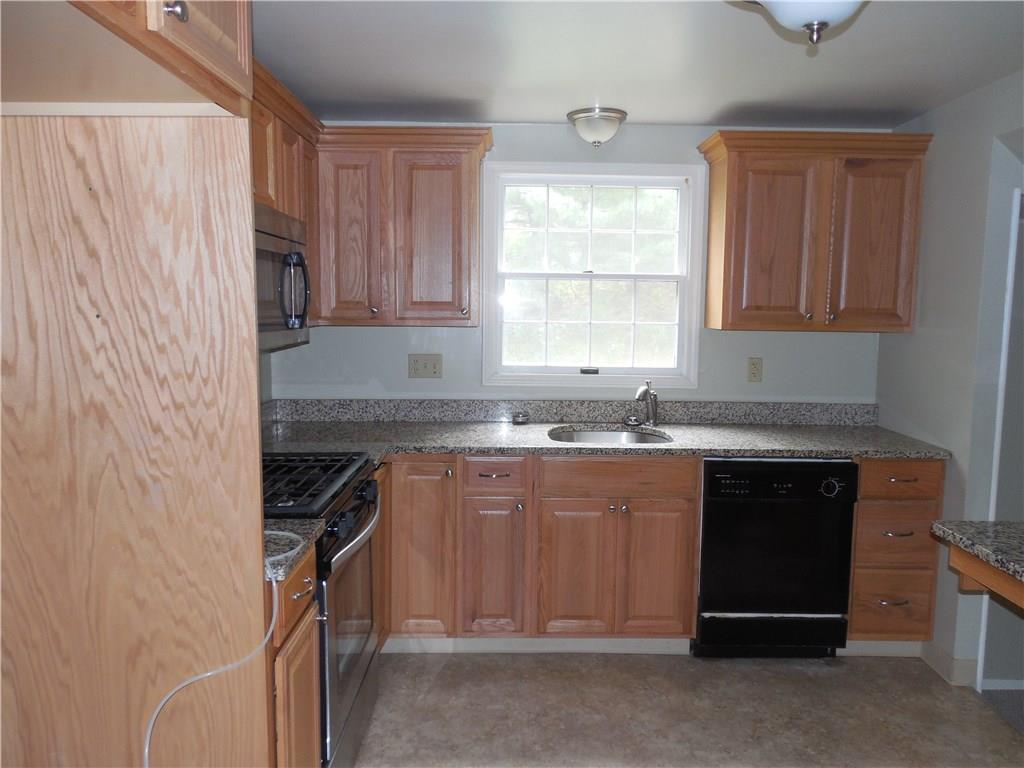 2114 Pendleton Drive Monroeville, PA 15146 - Photo 7 of 25 Kitchen