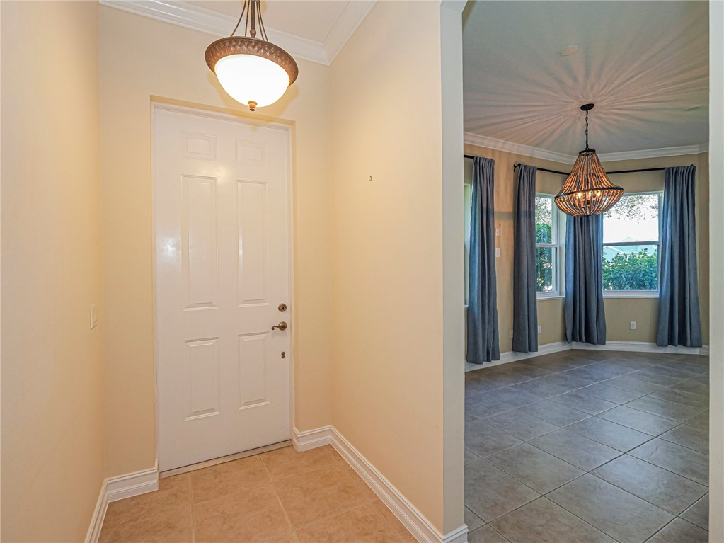 1965 Bridgepointe Circle, Unit 84 Vero Beach, FL 32967 - Photo 6 of 33