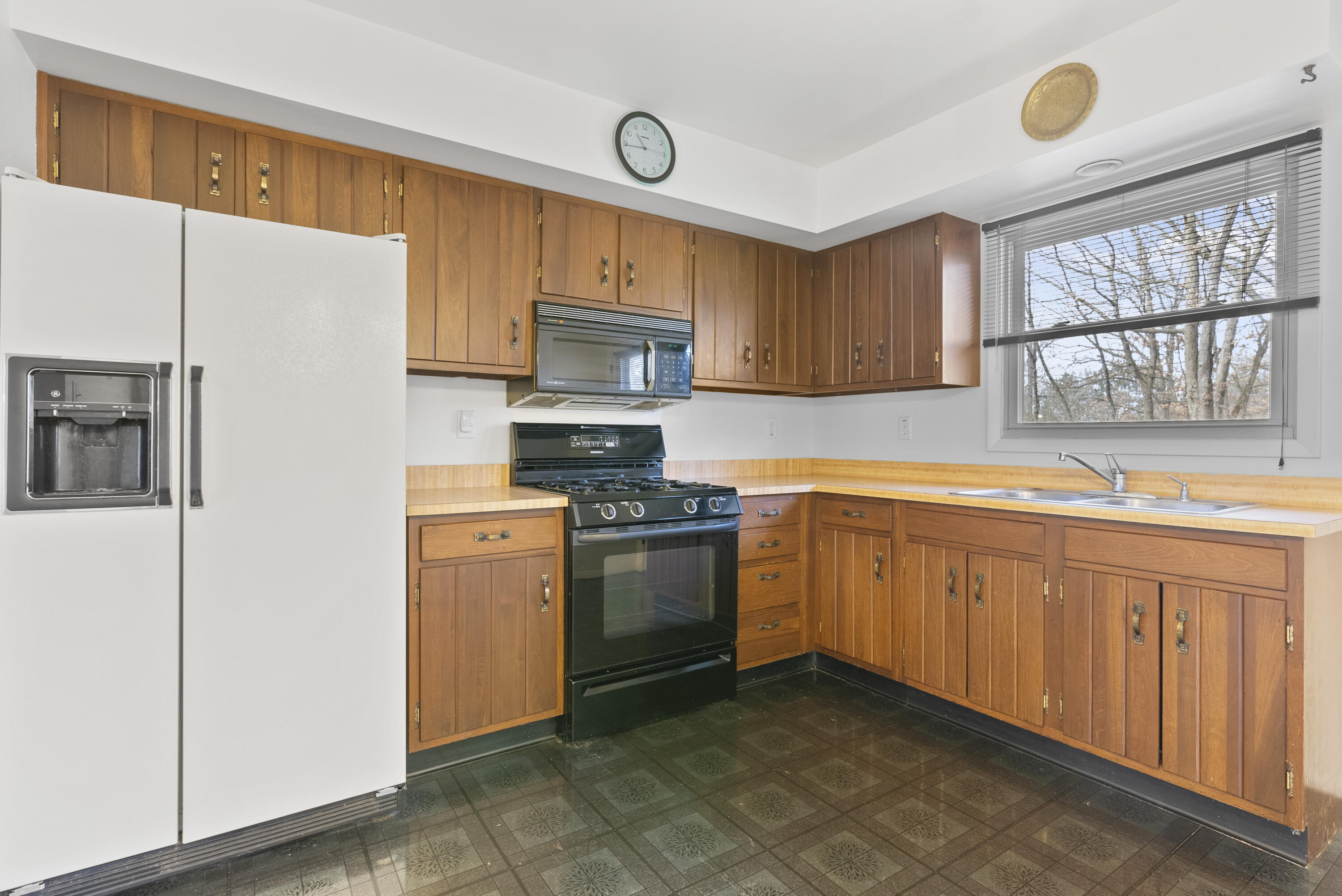 11386 North 550 East Demotte, IN 46310 - Photo 2 of 21 3000x2003