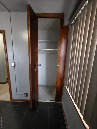 a view of walk in closet