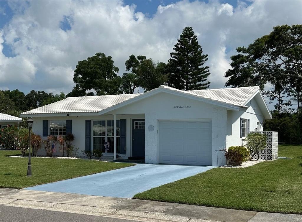 3703 Chinaberry Road Bradenton, FL 34208 - Photo 1 of 1 Gallery Image 1