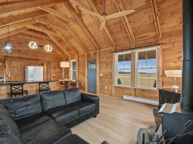 $239,000 | 2767 180th Avenue, Milan, IL 61264