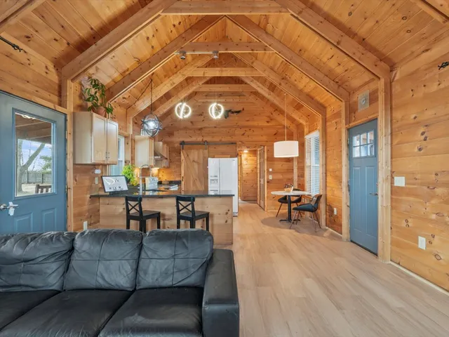 $239,000 | 2767 180th Avenue, Milan, IL 61264