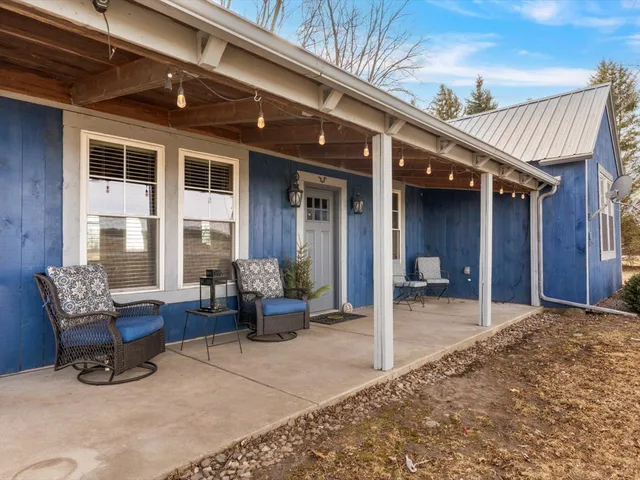 $239,000 | 2767 180th Avenue, Milan, IL 61264