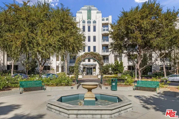 $1,199,000 | 5625 Crescent Park West, Unit 324, Playa Vista, CA 90094