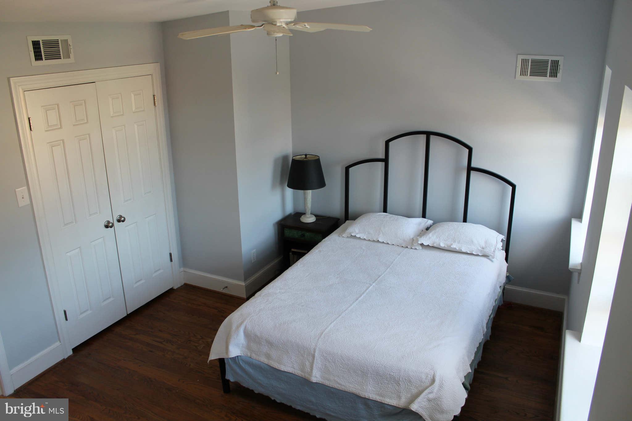 423 4th Street Southeast Washington, DC 20003 - Photo 2 of 6 Interior (General)